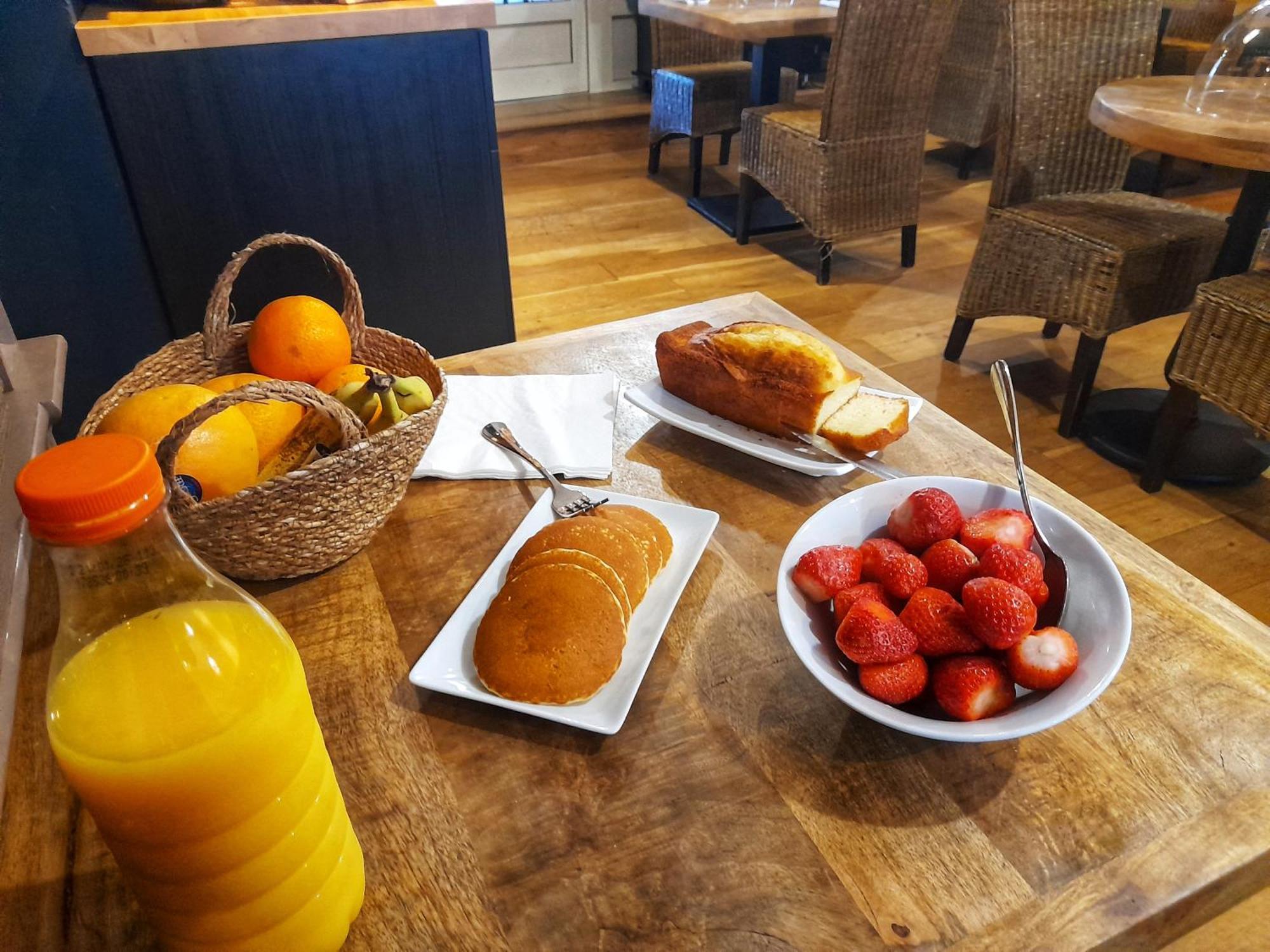 Hotel Restaurant L'Art Des Mets By Cote Jardin Conilhac-Corbières Dış mekan fotoğraf