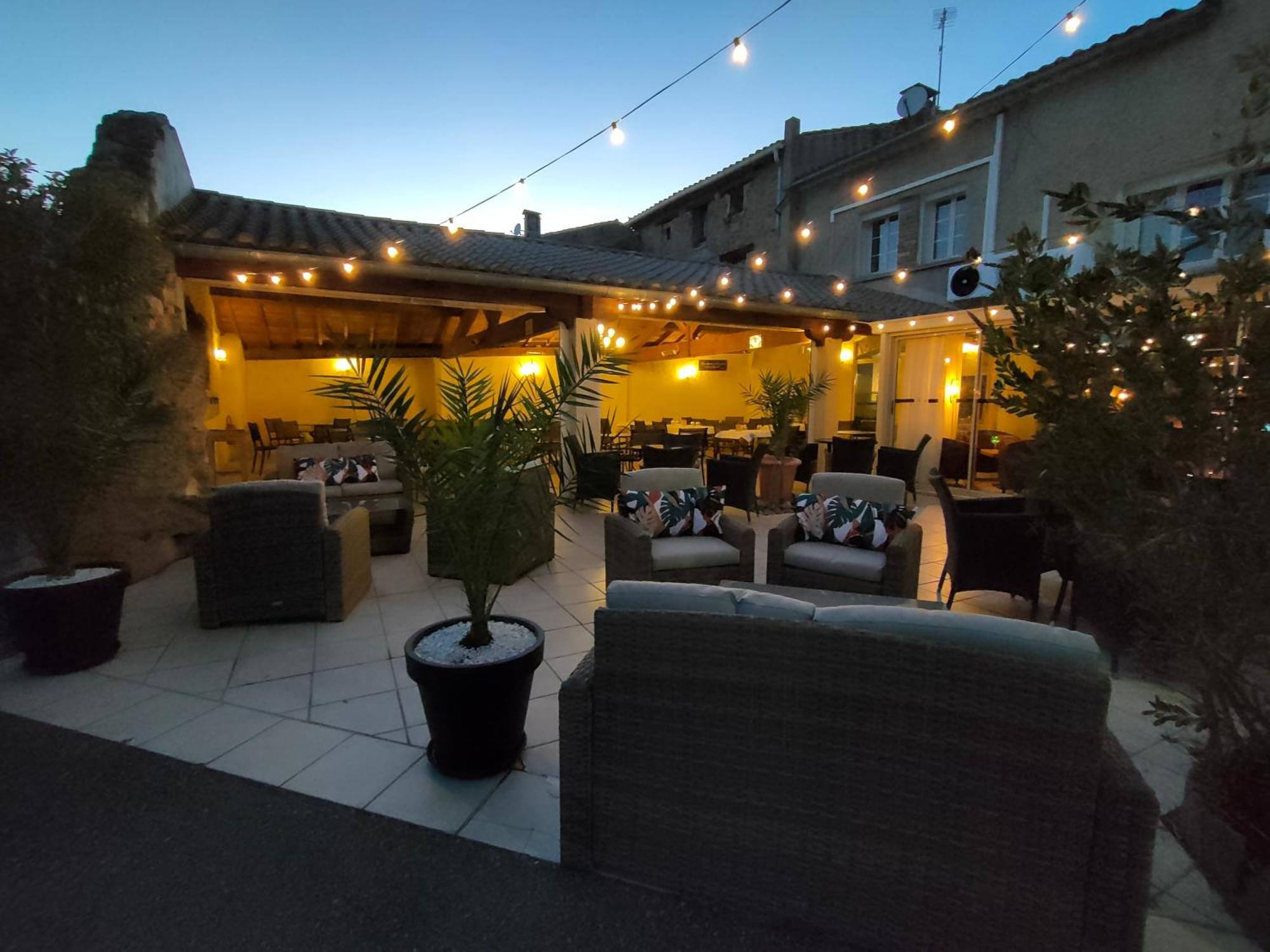 Hotel Restaurant L'Art Des Mets By Cote Jardin Conilhac-Corbières Dış mekan fotoğraf